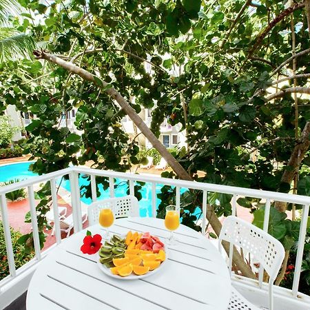 Hotel Fiesta Deluxe Punta Cana Luaran gambar