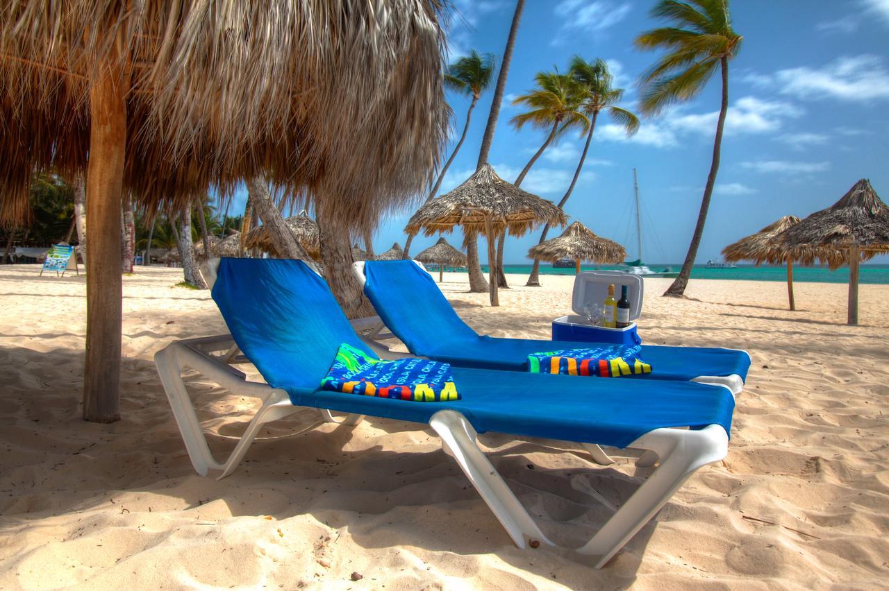 Hotel Fiesta Deluxe Punta Cana Luaran gambar