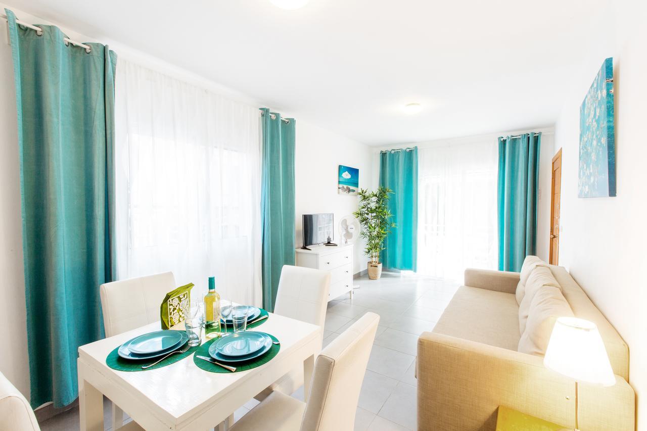 Hotel Fiesta Deluxe Punta Cana Bilik gambar